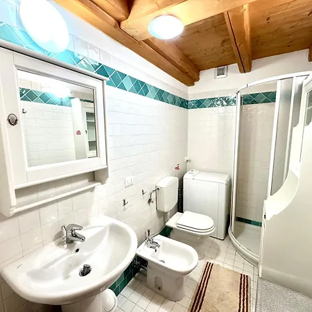 Ciasa De Cin - 10 Minutes From Cortina Apartamento *